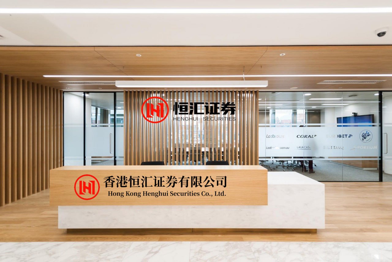 配多多 高兴太早, 中国男篮大胜喀麦隆, 缺收两个坏消息, 胡金秋真该淘汰 昨天晚...